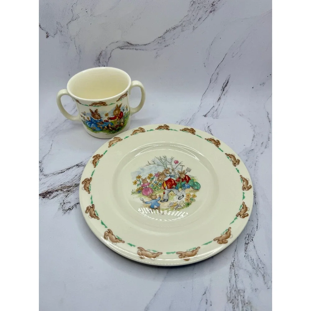Royal Doulton Bunnykins 2pc Set Two‎ Handled Mug and 8in Plate Fine Bone China
